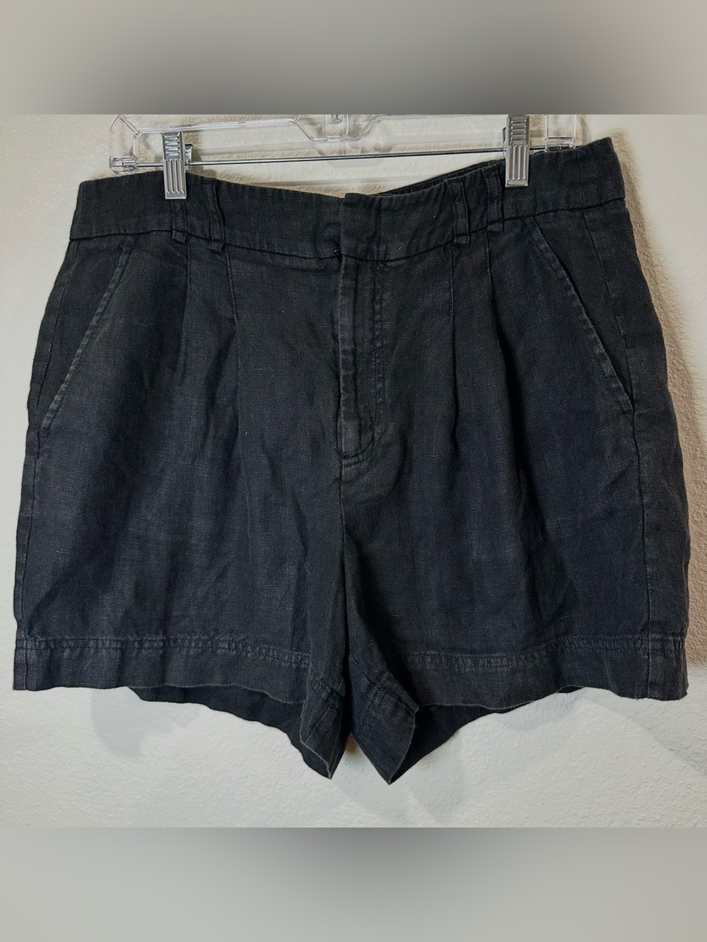 Free Peopleโ Black High-Waist Linen-Blend Shorts size 8